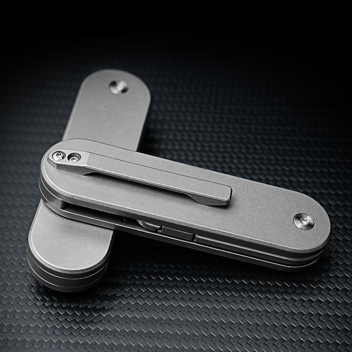 TGQ40 Titanium Stonewash Pocket Folding Utility Cutter