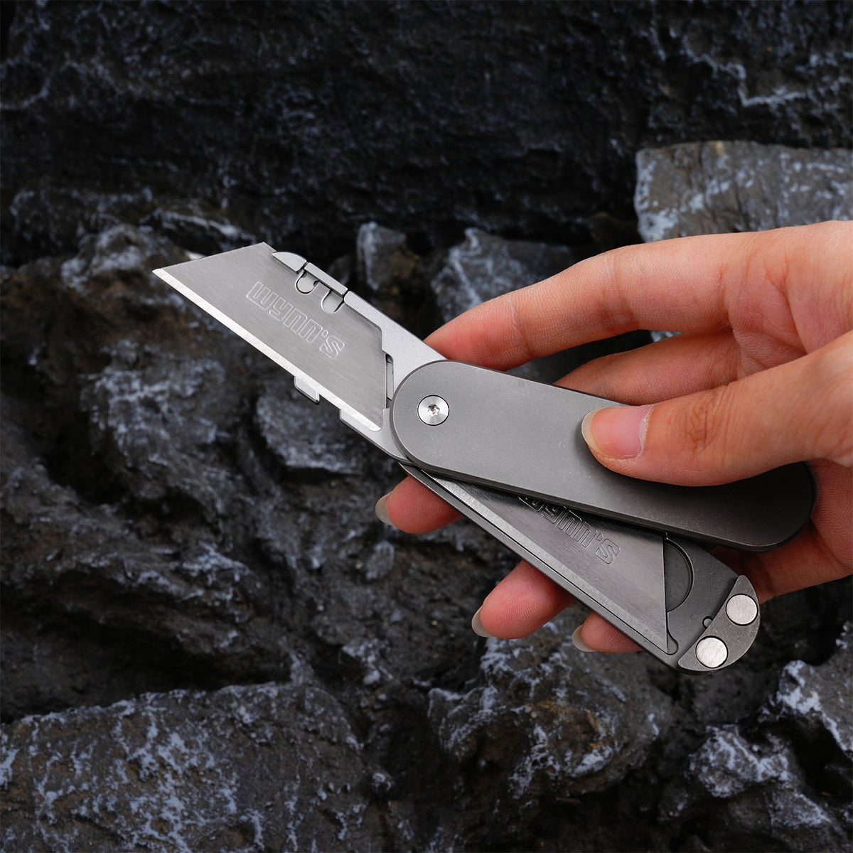 TGQ40 Titanium Stonewash Pocket Folding Utility Cutter