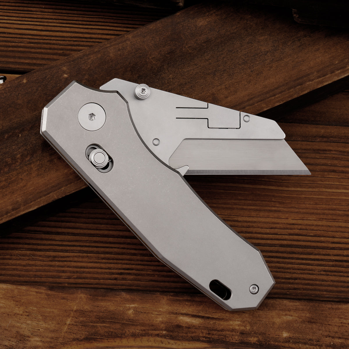 TGQ57 Swordfish Titanium Stonewash Folding Utility Cutter