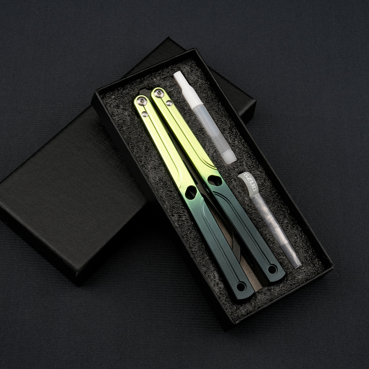 LG09 Green Gradient - Aluminum Alloy Trainer