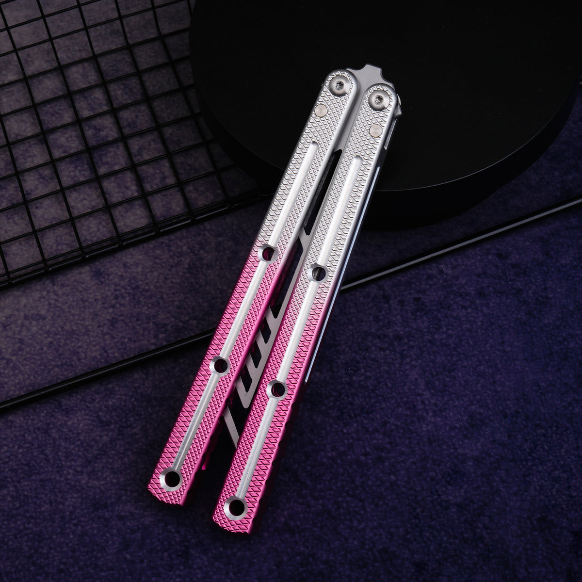 LG11 Pink - Aluminum Alloy Trainer