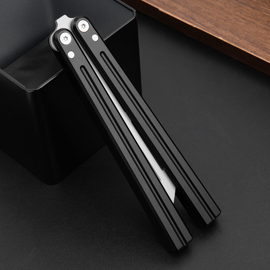 LG02 Black - Aluminum Alloy Trainer